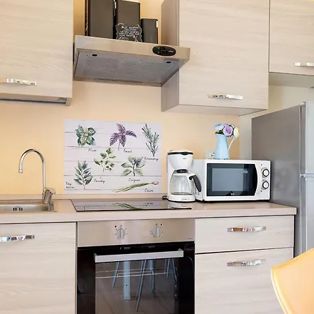 Depandance Golden Hill Apartment